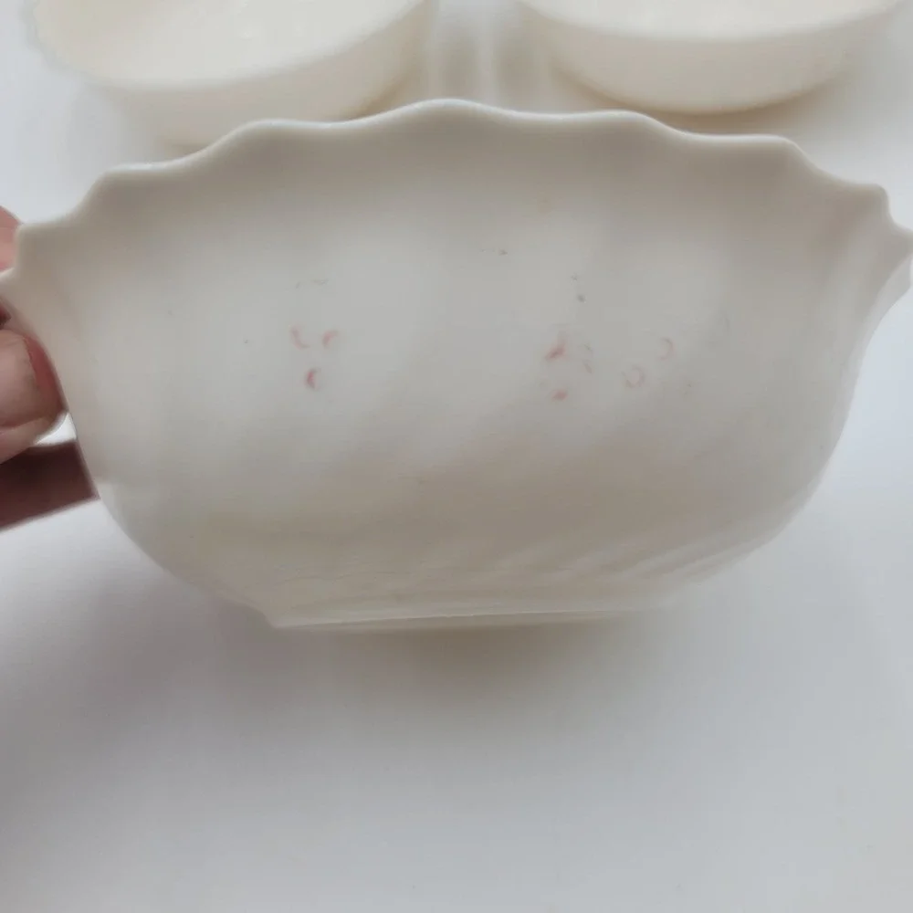 5 Arcopal France Victoria Floral Milk Glass Cereal Bowls Scalloped FADED
